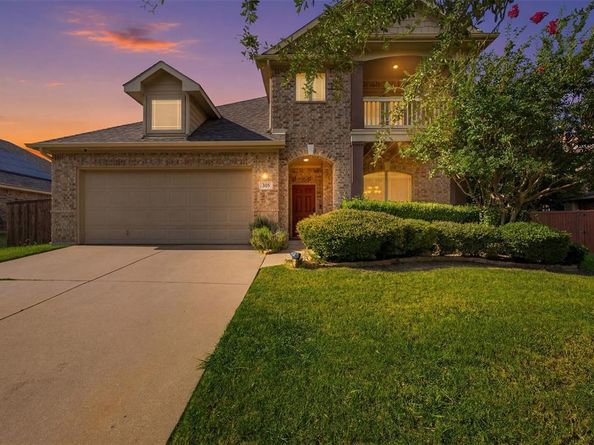 305  Mossy Oak Trail , Fort Worth Texas 76131