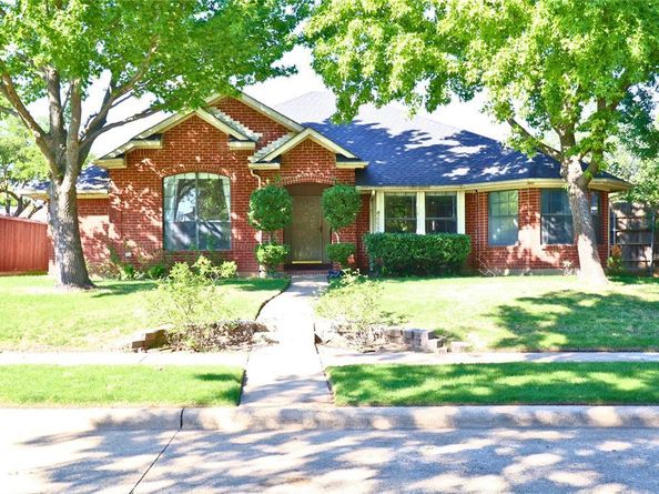 2222  Country Hollow Lane , Garland Texas 75040