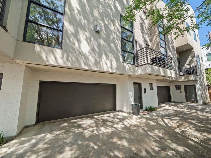 1906  Euclid Avenue  C, Dallas Texas 75206