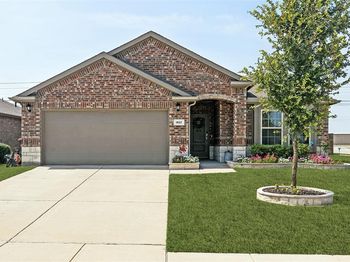 917  Crepe Myrtle Lane 