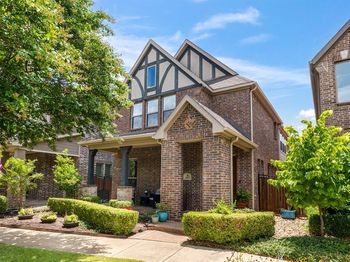 1207  Harris Hawk Way 