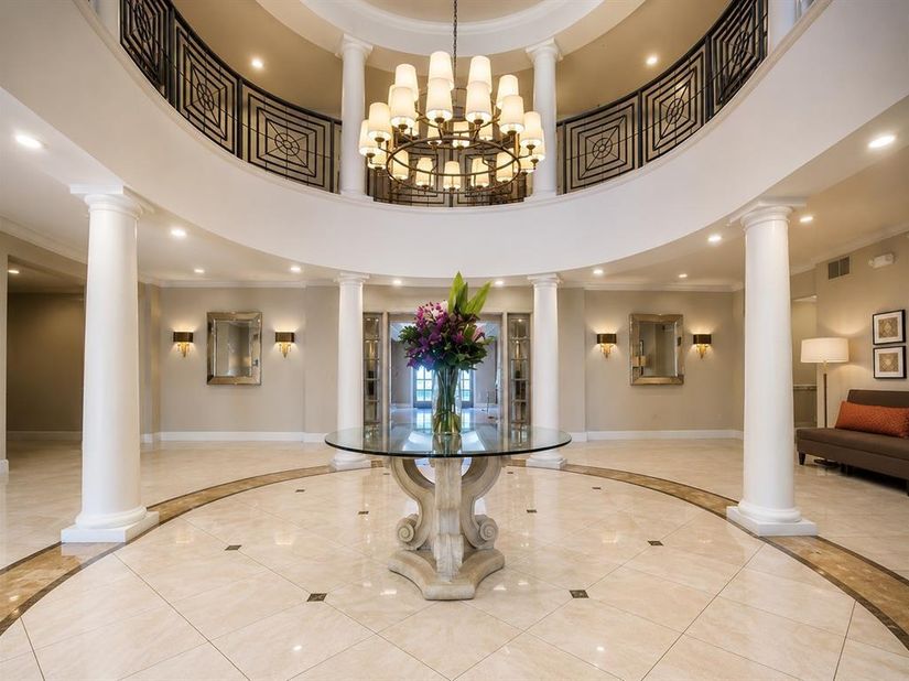 3400  Welborn Street  111, Dallas Texas 75219