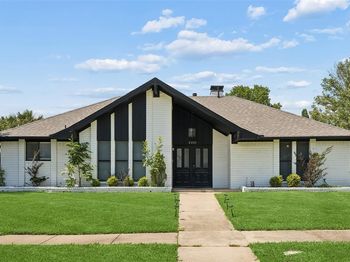 2405  Hanover Court 