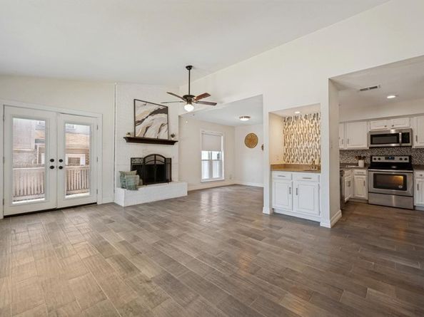 2751  Stonecreek Court , Carrollton Texas 75006