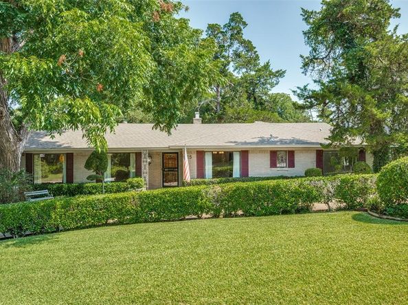 925  Knott Place , Dallas Texas 75208