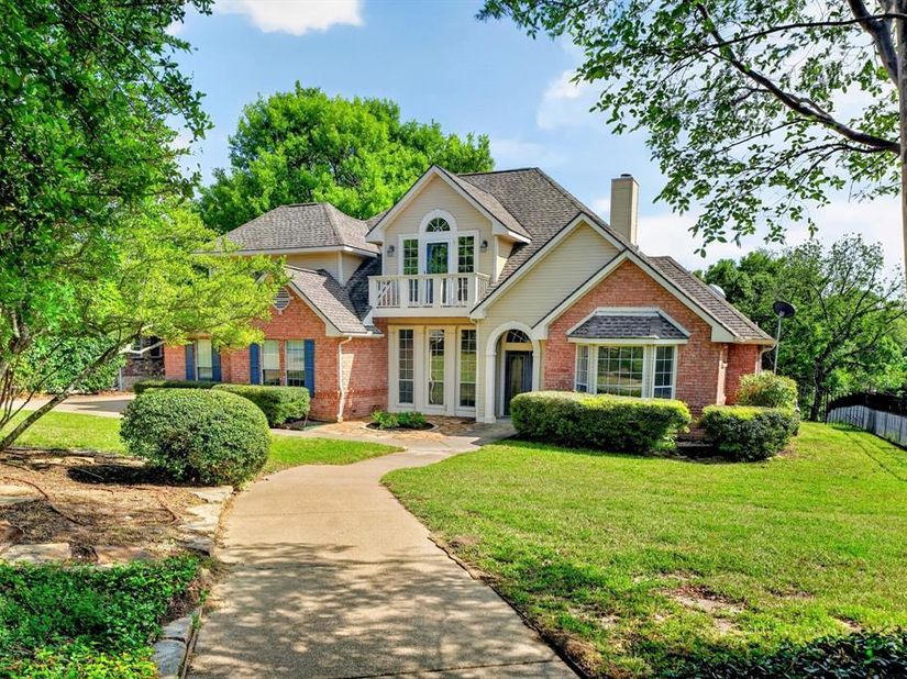 137  Shepherds Glen Road , Heath Texas 75032