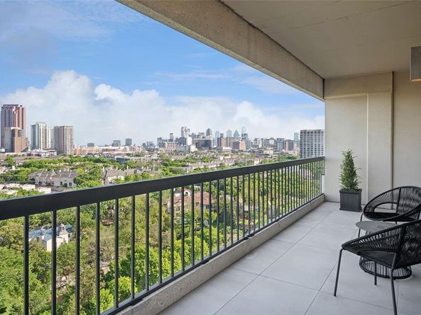 3831  turtle creek Boulevard  16E, Dallas Texas 75219