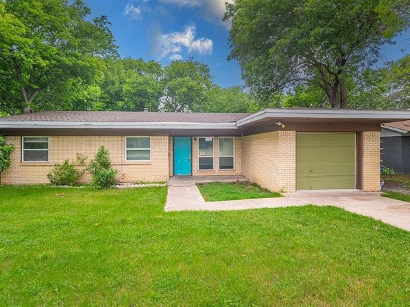 5520  Trail Lake Drive , Fort Worth Texas 76133