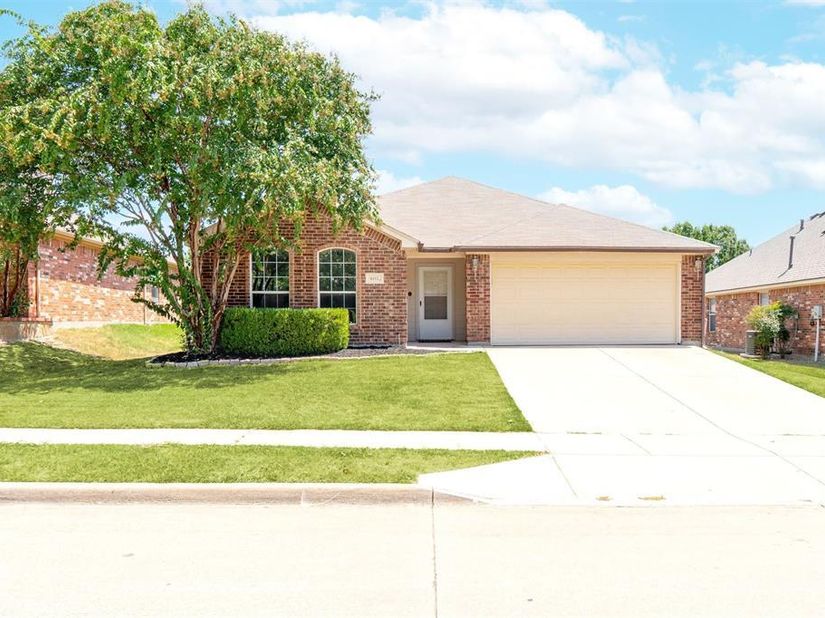 6112  Tilapia Drive , Fort Worth Texas 76179