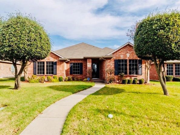 2018  Cedarwood Drive , Lancaster Texas 75134