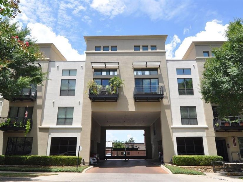 4605  Cedar Springs Road  224, Dallas Texas 75219