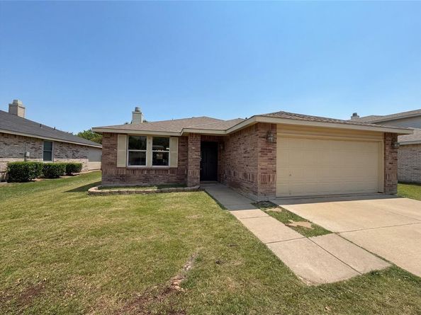 5145  Cliff Oaks Drive , Fort Worth Texas 76179