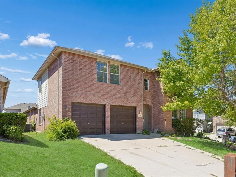 13887  Valley Ranch Road , Fort Worth Texas 76262