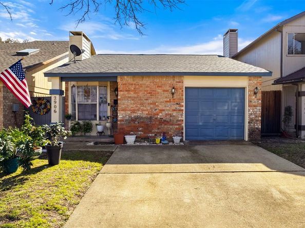 2906  Antares Circle , Garland Texas 75044