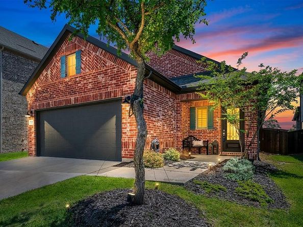 720  Skyview Court , Celina Texas 75009
