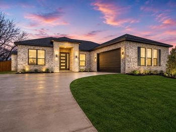 903  Urban Drive 