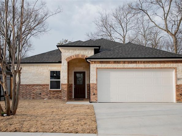 1527  Caldwell Avenue , Dallas Texas 75223