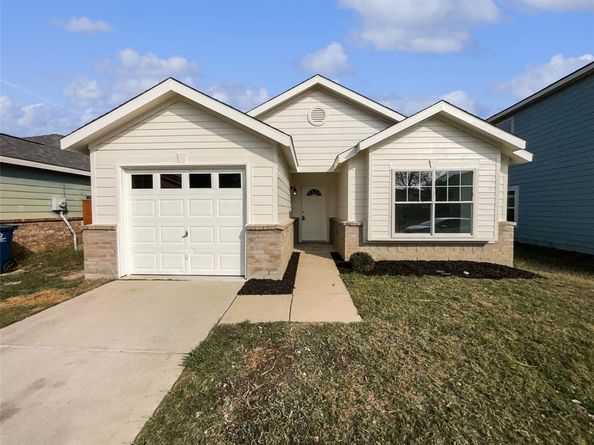 1709  Vineridge Lane , Burleson Texas 76028