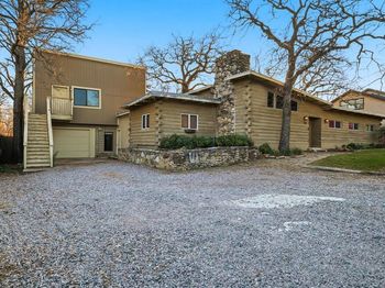 828  Highland Village Road 