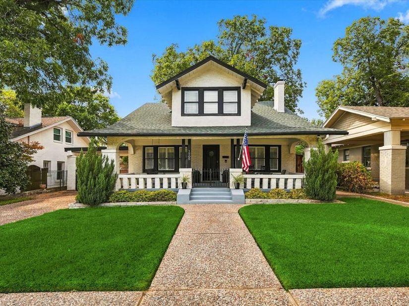 1500  Clover Lane , Fort Worth Texas 76107