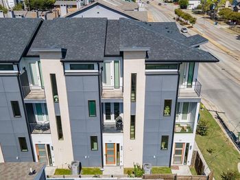 145 N Henderson Avenue 