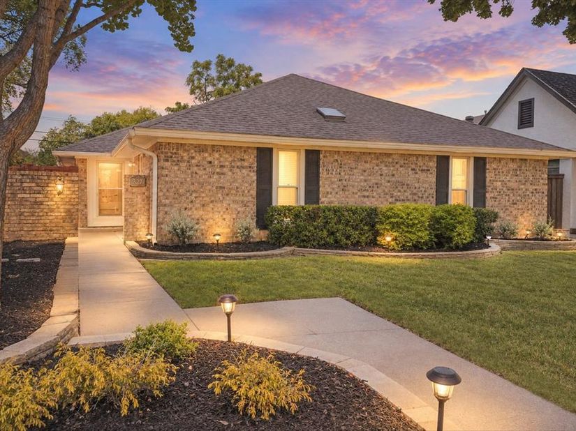5927  Vickery Boulevard , Dallas Texas 75206