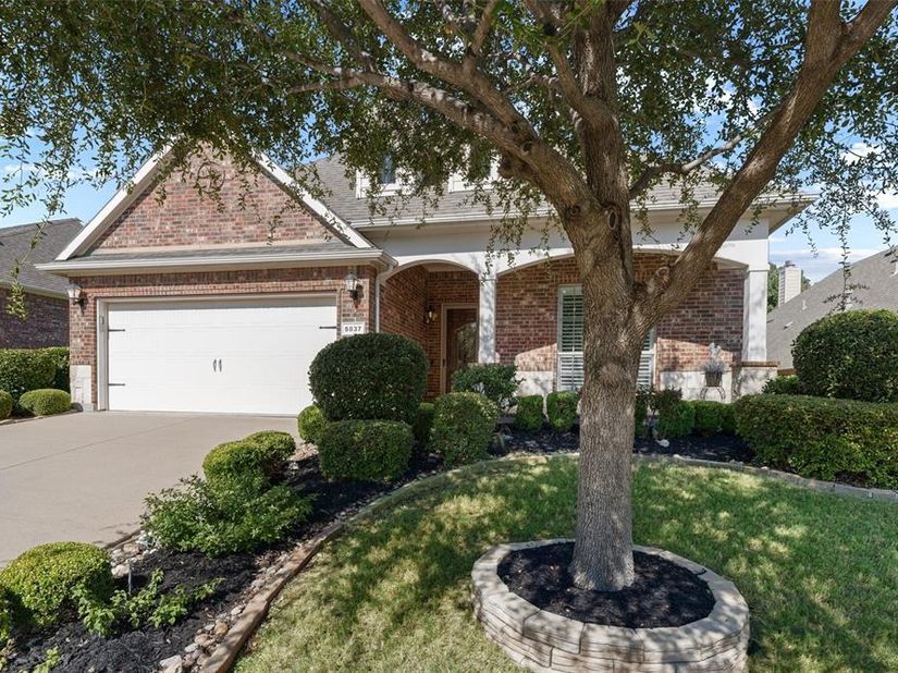 5837  Tuleys Creek Drive , Fort Worth Texas 76137