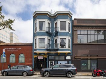 449 9th Street