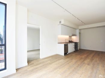 395 6th Street