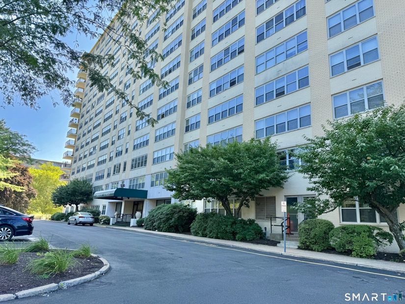 2625 Park Avenue 3B, Bridgeport CT 06604