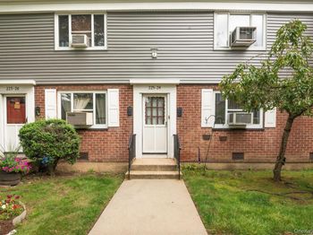 225-24 Manor Road