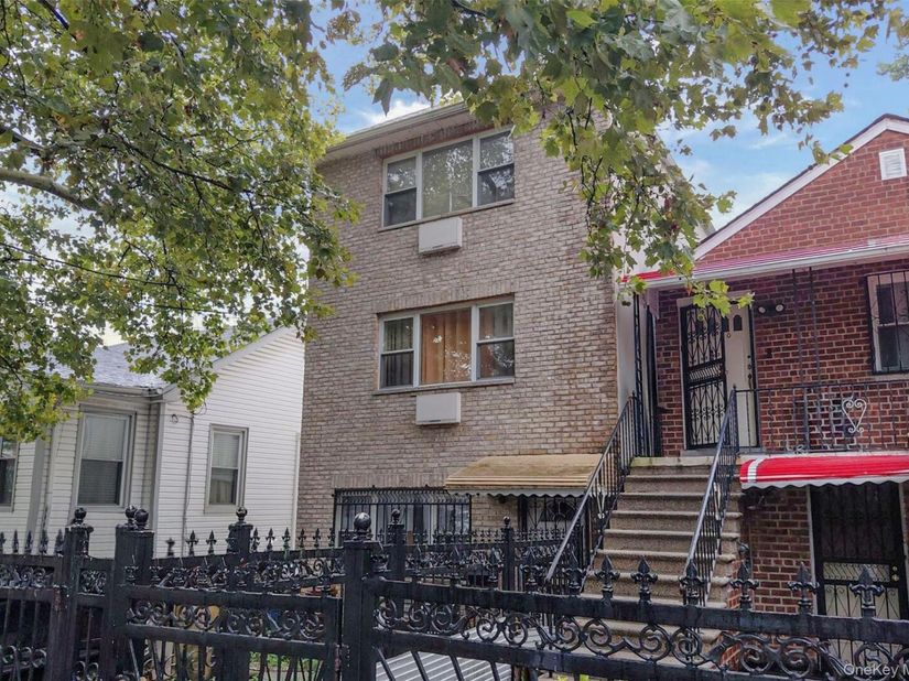 1022 E 232nd Street, Bronx NY 10466