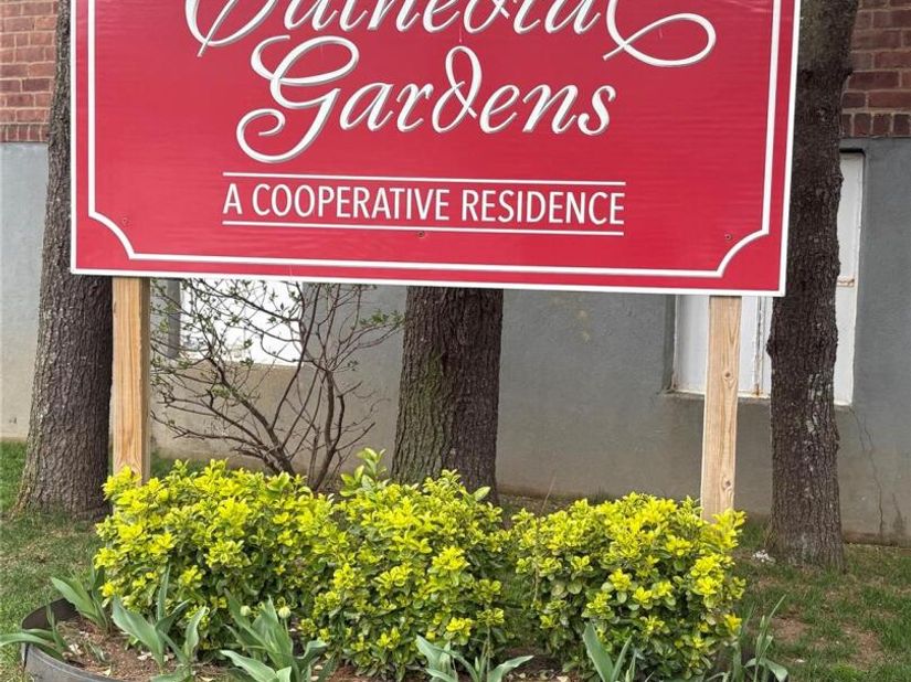 32 Cathedral Avenue 1B, Hempstead NY 11550
