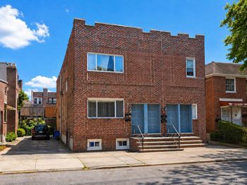 2925 200th Street