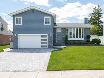 10 Jeremy Avenue