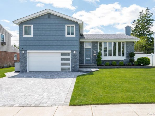 10 Jeremy Avenue, Plainview NY 11803