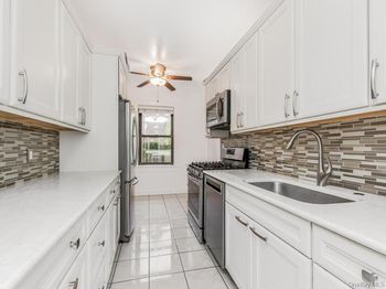 5 Franklin Avenue