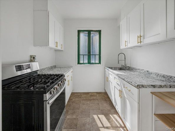 1700 Metropolitan Avenue 4F, Bronx NY 10462