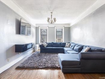 941 Jerome Avenue
