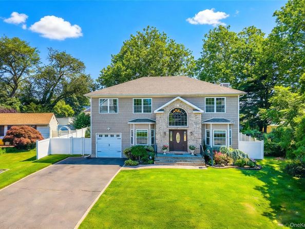 62 Georgia Drive, Syosset NY 11791