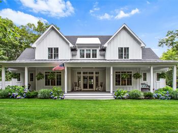9 Deerland Drive