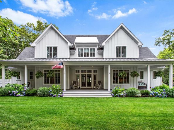 9 Deerland Drive, East Quogue NY 11942
