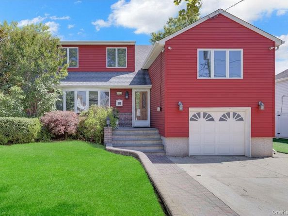 3477 Woodward Street, Oceanside NY 11572