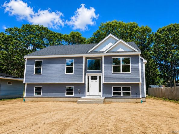 5 A Stuart Road, Shirley NY 11967