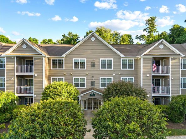 2306 Jacobs Hill Road 306, Cortlandt Manor NY 10567