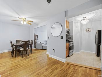 21 Fairview Avenue