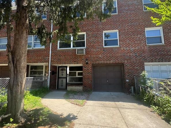 3083 49th Street, Astoria NY 11103