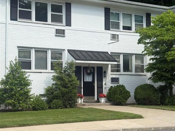 27 Avon Circle D, Port Chester NY 10573