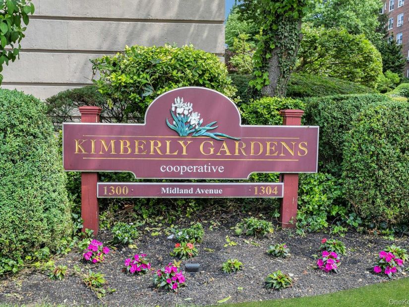 1300 Midland Avenue A30, Yonkers NY 10704