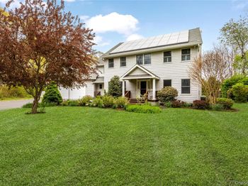 56 Lagoon Court W
